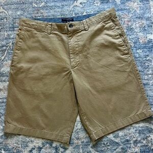 Banana Republic Men's Khaki Flat Front Shorts Size 34